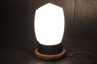 六角柱状のレトロ感溢れる天井直付け灯 DC7820