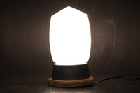 六角柱状のレトロ感溢れる天井直付け灯 DC7820