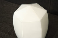 六角柱状のレトロ感溢れる天井直付け灯 DC7820