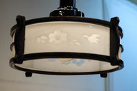 小花と小鳥の透かし模様が可愛らしい電笠DC7830