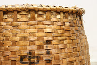 Antique tool (Unique silhouette basket) DC7844