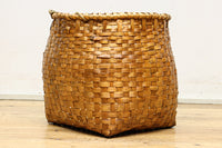 Antique tool (Unique silhouette basket) DC7844