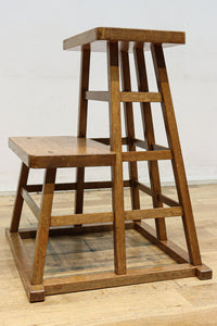 やぐら組みが見事な木地色の庄内踏み台 DC7852