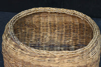 艶みを重ねた色彩のアケビ編みのカゴ DC7865