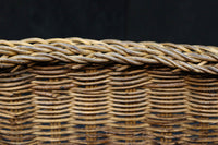 艶みを重ねた色彩のアケビ編みのカゴ DC7865