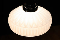 モダンなプレス模様がお洒落な電笠 DC7896