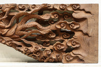 二人の天女が穏やかに空を舞う姿を描く彫刻飾り DC7905