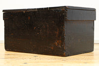 古色の風合いに時代を重ねた風格が漂う銭箱 DC7907