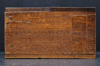 時代を重ねた古色の色合いで趣きのある銭箱 DC7908