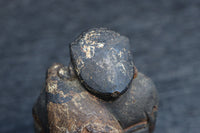 温かみ溢れる木彫りの小さな大黒様 DC7922abc 在庫(a:1 b:1 c:0)個