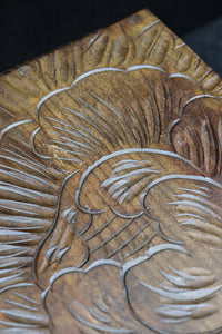 美しい花々が描かれる日光彫の小引き出し DC7967