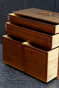 珍品!!上品な杉の柾目使いの小引き出し(針箱) DC7969