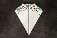 ピンクの花模様が可愛らしいステンドグラスの電灯カバー DC7990