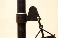 菊水紋様と桜の装飾金具で和の風情ある自在鉤 DC8012