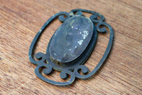 シンプルでモダンなデザインの引手金具 DC8021 在庫8個