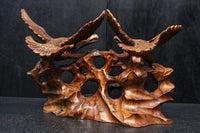 鷹のつがいの上質感を纏う彫刻置物 DC8051