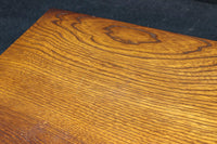 明るい色合いに優雅な杢目が浮かぶ置台 DC8058