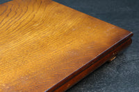 明るい色合いに優雅な杢目が浮かぶ置台 DC8058