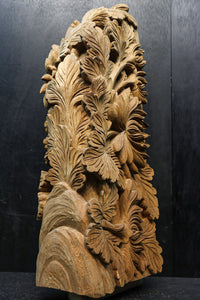 菊の花が美しく咲き誇る彫刻梁飾り DC8074a