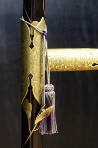 極上!! 黒漆に蒔絵が絢爛優美な組み立て式衣桁 DC8077