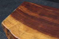 切株の雰囲気を残す厚みのある敷板 DC8079