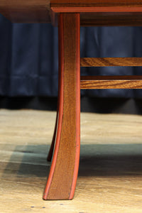 飾り台にも最適!! 緩やかな曲線を描く脚型の小型経机 DC8087