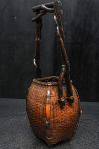 自然の風合いが趣きを感じさせてくれる花カゴ DC8095