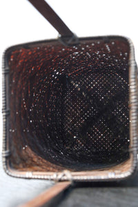 角カゴのすっきりとしたデザインの花カゴ DC8096