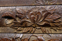 迫力ある花模様が素晴らしい日光彫の小引き出し DC8113