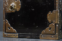 黒漆に桜紋の装飾金具が際立つ極上手許箪笥 DC8116