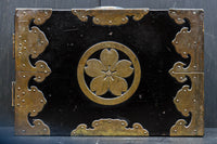 黒漆に桜紋の装飾金具が際立つ極上手許箪笥 DC8116