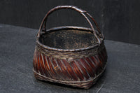 渋みを増した味わい深い竹編みカゴの炭入れ DC8130