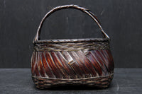 渋みを増した味わい深い竹編みカゴの炭入れ DC8130