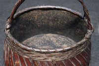 渋みを増した味わい深い竹編みカゴの炭入れ DC8130