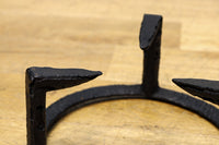 3本爪で貫録の佇まいをした五徳 DC8131