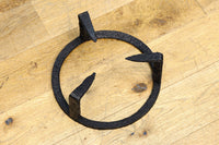 3本爪で貫録の佇まいをした五徳 DC8131