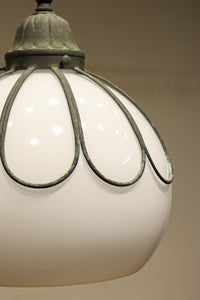 エレガントな金具フレームが素敵な電笠 DC8145