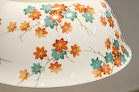 可愛らしい紅葉の絵柄が映えるノリタケの電笠 DC8147