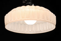 プレス模様でお洒落な雰囲気あるプレスガラス電笠 DC8150