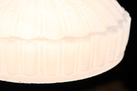 プレス模様でお洒落な雰囲気あるプレスガラス電笠 DC8150