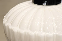 プレス模様でお洒落な雰囲気あるプレスガラス電笠 DC8150