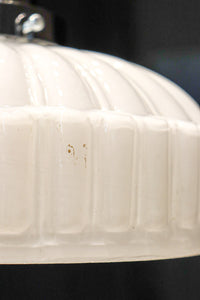 プレス模様でお洒落な雰囲気あるプレスガラス電笠 DC8150