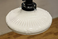 プレス模様が可愛らしい懐かし味のある電笠 DC8151