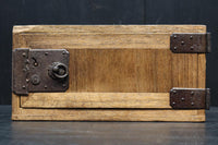 素朴な面持ちある開き戸付き変わり小箪笥 DC8179