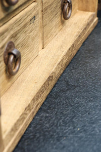 素朴な面持ちある開き戸付き変わり小箪笥 DC8179