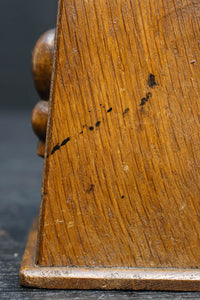 深い味わいの木製のペン立て DC8185