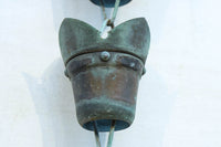 時代の風合いを纏った蕾のような鎖樋 DC8186