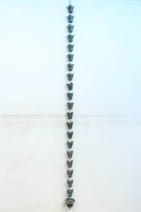 時代の風合いを纏った蕾のような鎖樋 DC8186