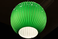 グリーンの縦縞プレス模様で落ち着いた眺めのプレスガラス電笠 DC8189