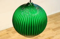 グリーンの縦縞プレス模様で落ち着いた眺めのプレスガラス電笠 DC8189